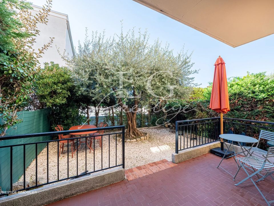 Lejlighed i Mandelieu-la-Napoule, Alpes-Maritimes - foto 2