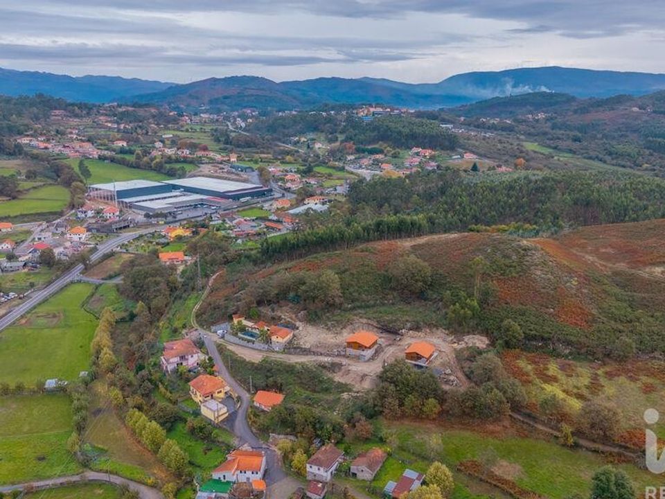 Erhvervsejendom i Povoa de Lanhoso, Braga - foto 4