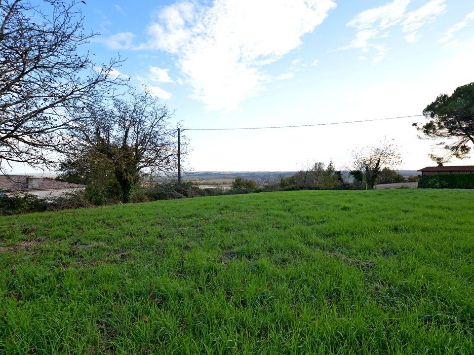 Helårsgrund i Duras, Lot-et-Garonne - foto 1