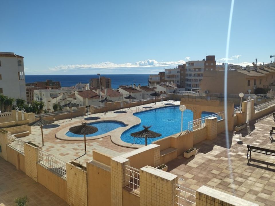 Lejlighed i Los Arenales Del Sol, Alicante - foto 1