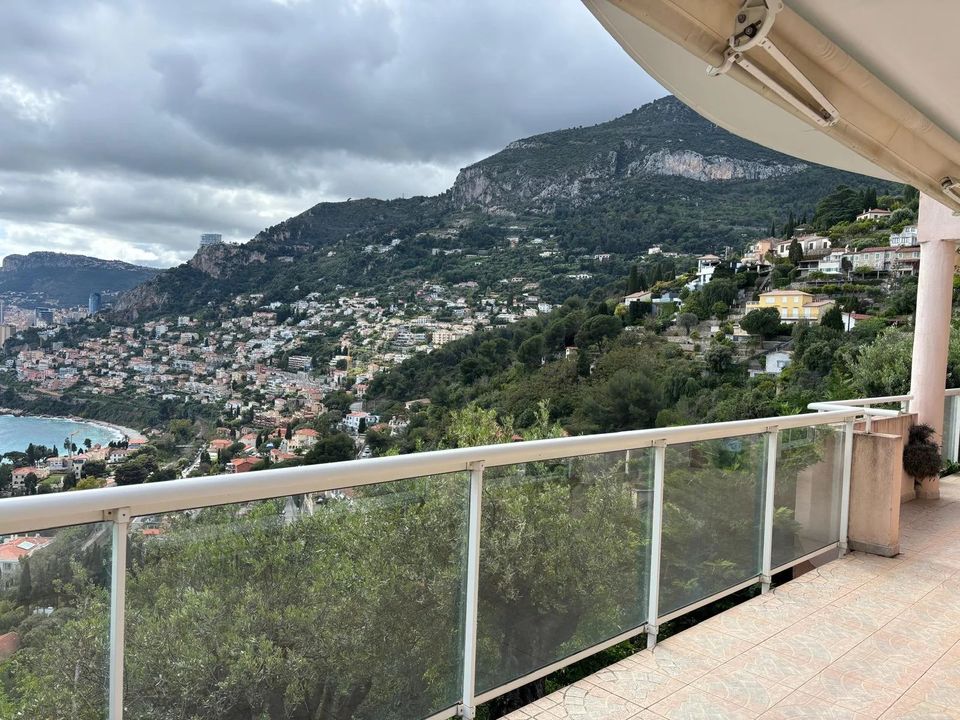 Lejlighed i Roquebrune-Cap-Martin, Alpes-Maritimes - foto 1