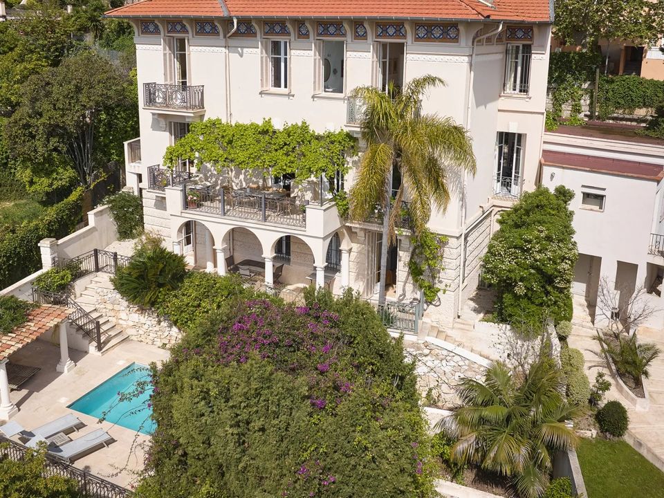 Villa in Cap-d'Ail, Alpes-Maritimes - foto 1
