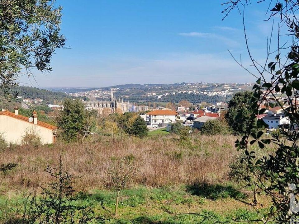 Helårsgrund i Batalha, Leiria - foto 1