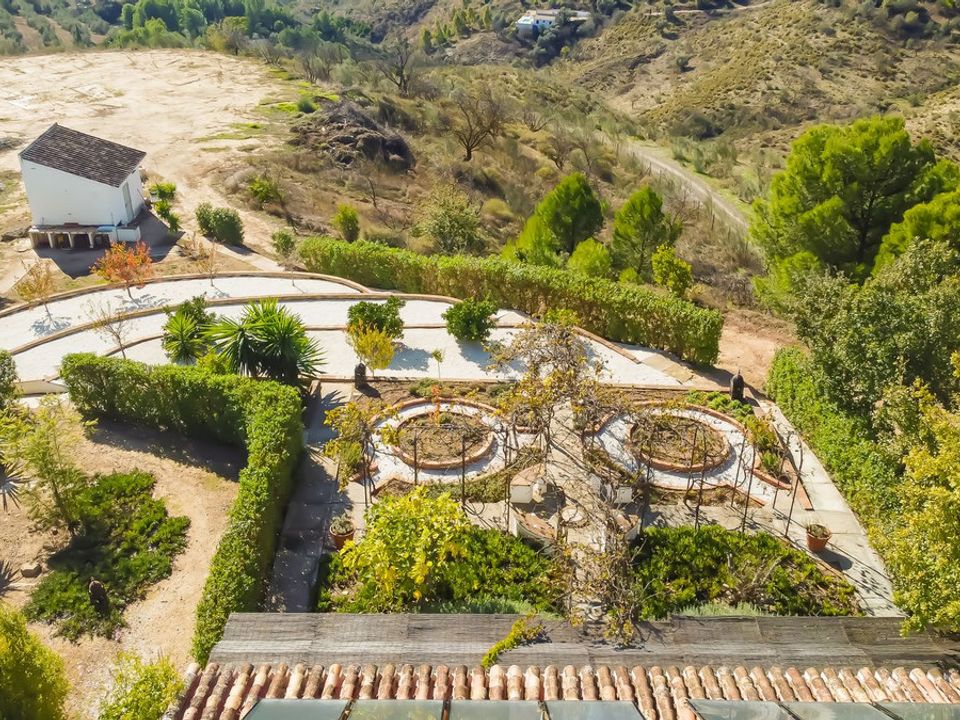Erhvervsejendom i Villanueva De La Concepcion, Malaga - foto 4