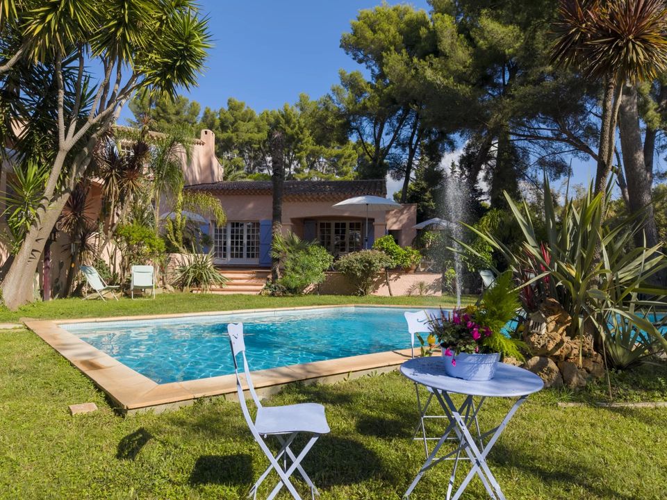 Villa i La Ciotat, Bouches-du-Rhone - foto 1