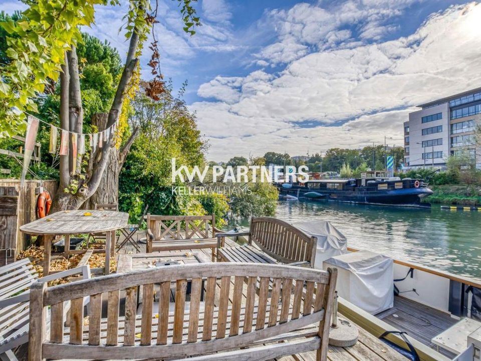 L'establiment comercial a Paris, Paris - foto 1