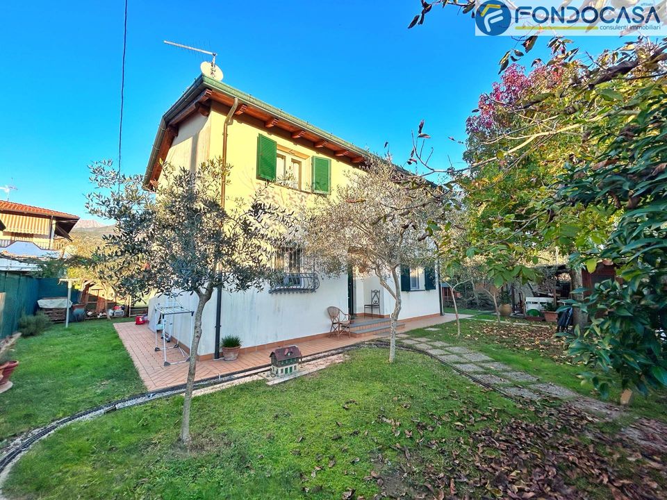 Villa i Montignoso, Massa and Carrara - foto 1