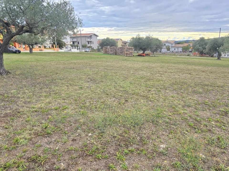 Terra em Collecorvino, Pescara - foto 4