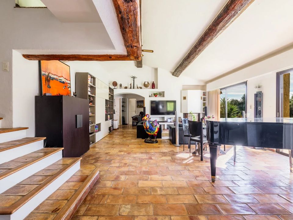 Villa i Tourrettes-sur-Loup, Alpes-Maritimes - foto 4