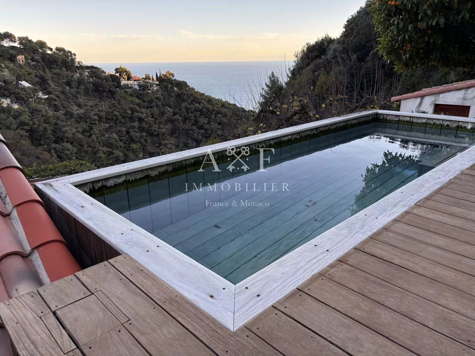Villa i Roquebrune-Cap-Martin, Alpes-Maritimes - foto 1
