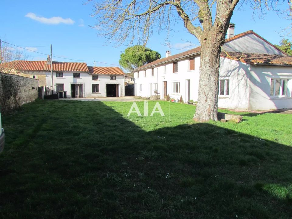 Villa i La Faye, Charente - foto 1