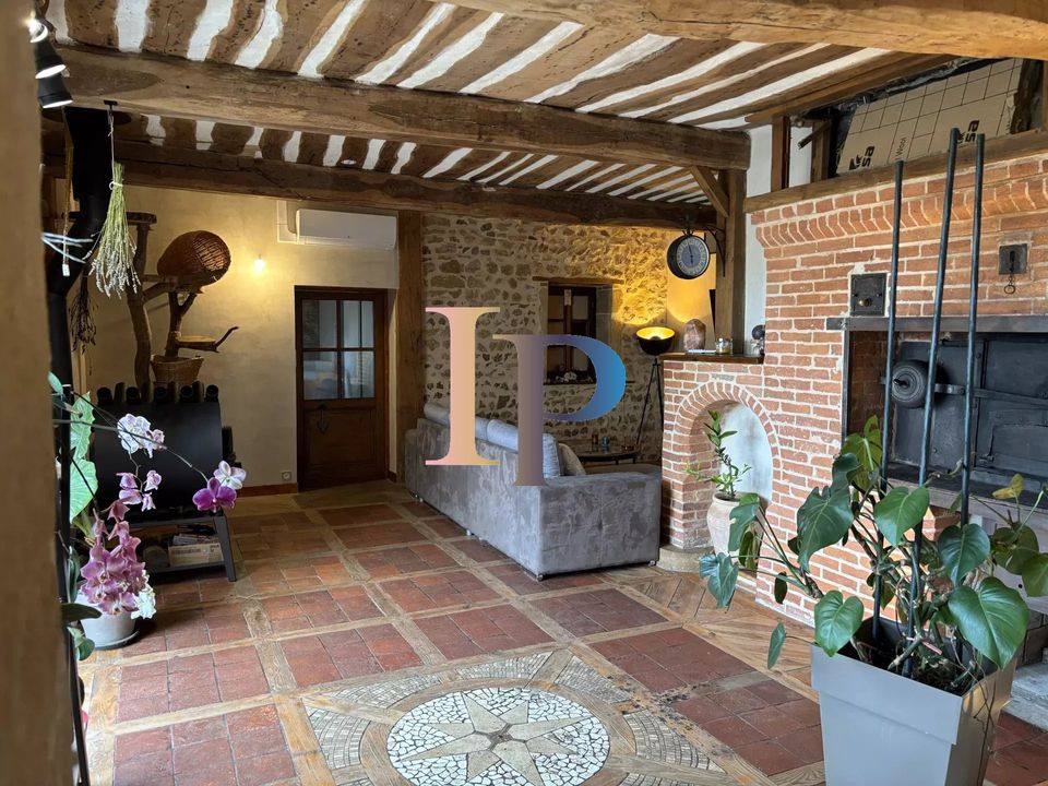 Villa i Charlieu, Loire - foto 1