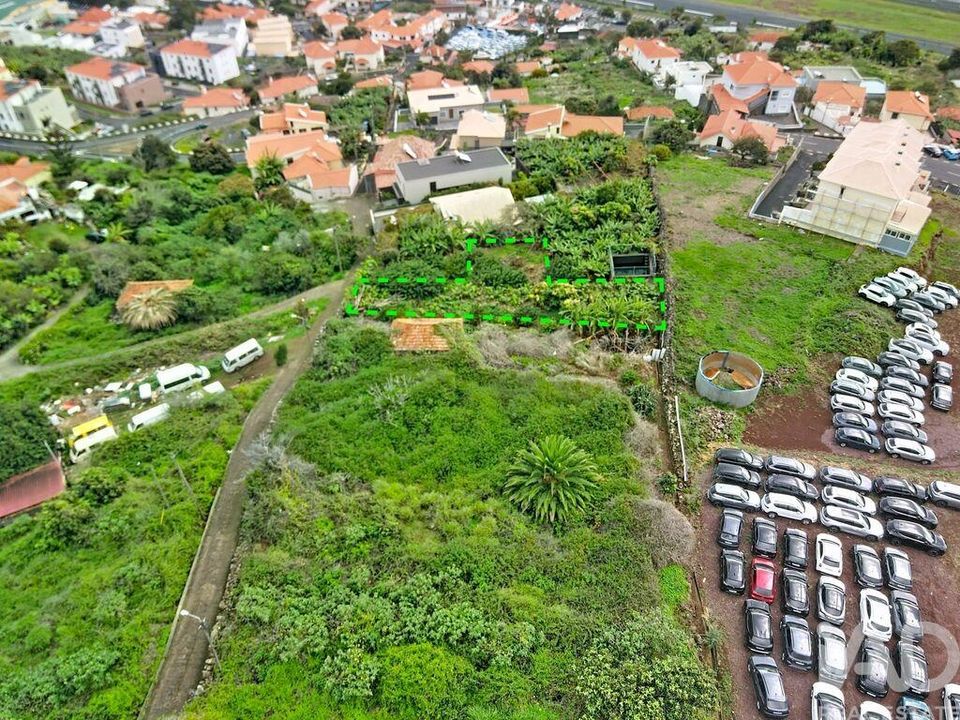 Helårsgrund i Santa Cruz, Madeira - foto 1