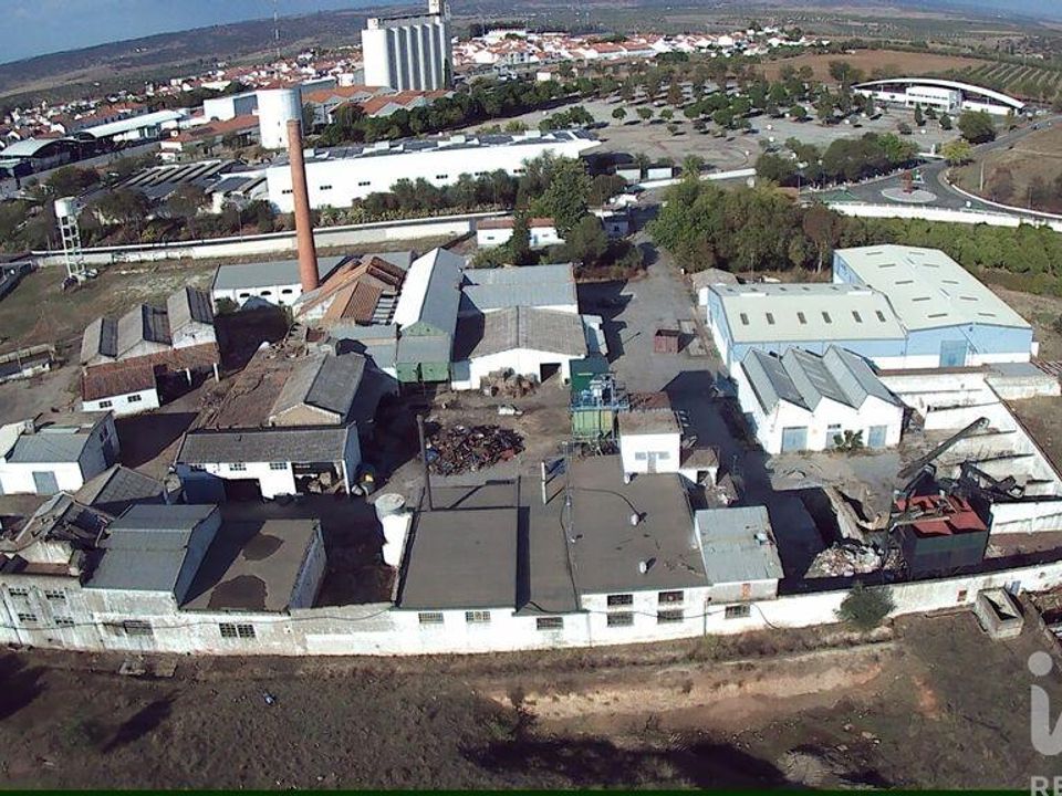Helårsgrund i Moura, Beja - foto 3
