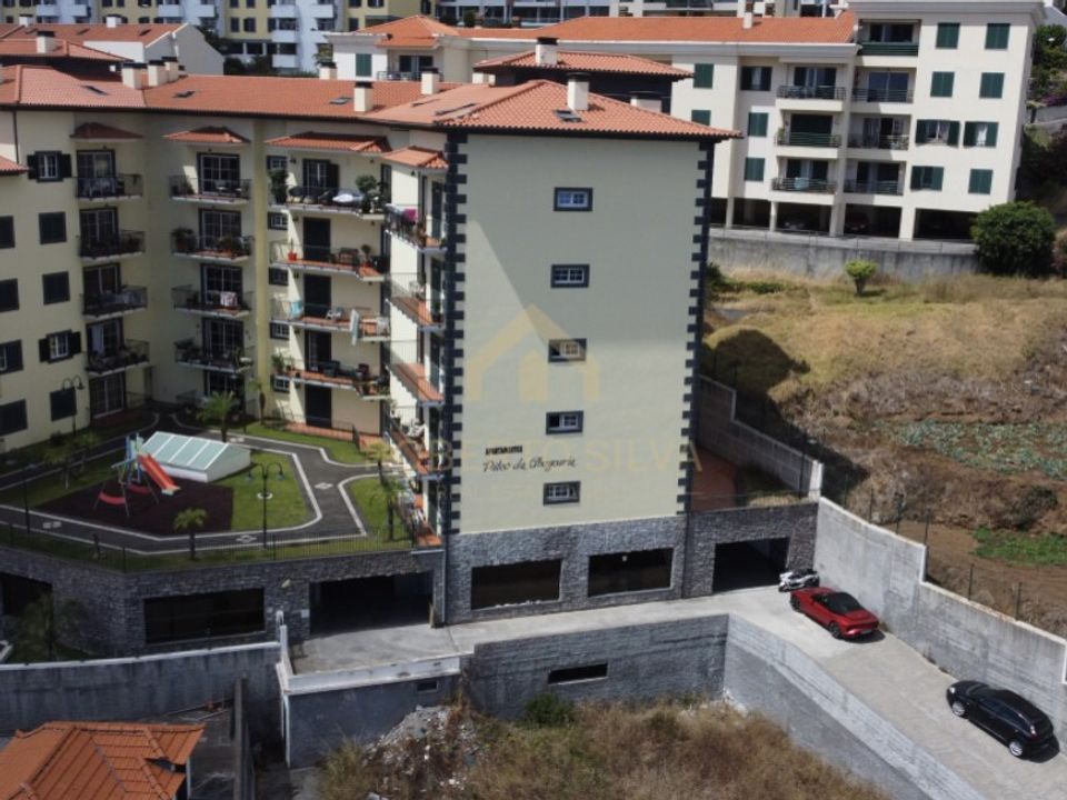 Propriedade comercial em Caniço, Madeira - foto 1