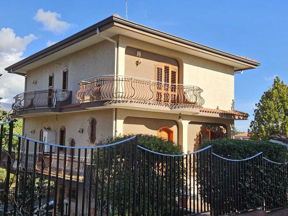 Villa i Mascalucia, Catania - foto 1