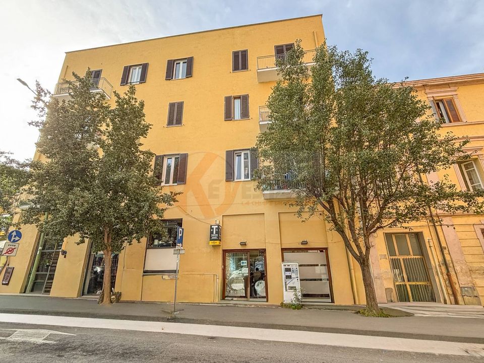 Erhvervsejendom i Sassari, Sassari - foto 1