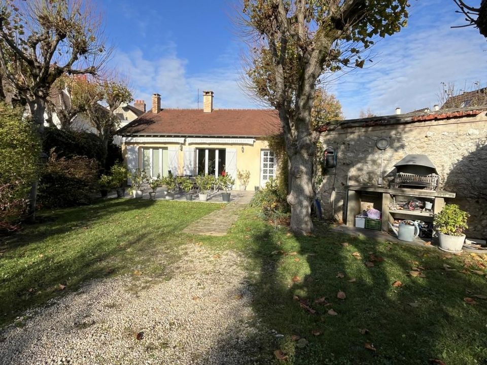 Villa i Saintry-sur-Seine, Essonne - foto 1
