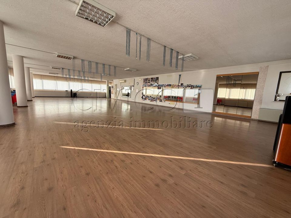Erhvervsejendom i Torri di Quartesolo, Vicenza - foto 2