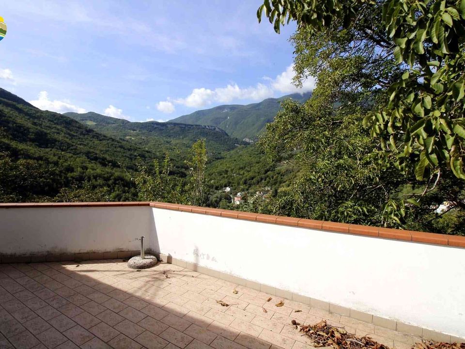 Villa a Farindola, Pescara - foto 1