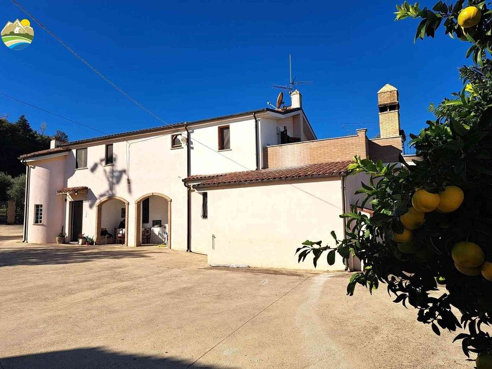Villa i Atri, Teramo - foto 1
