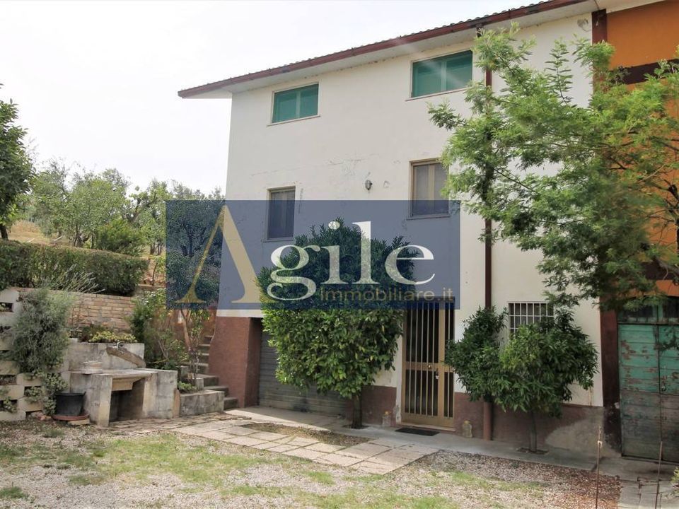 Villa i Cossignano, Ascoli Piceno - foto 1