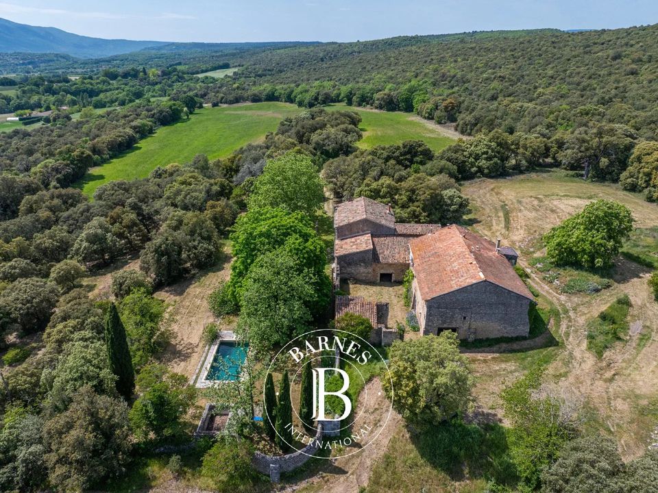 Landejendom i Reillanne, Alpes-de-Haute-Provence - foto 1