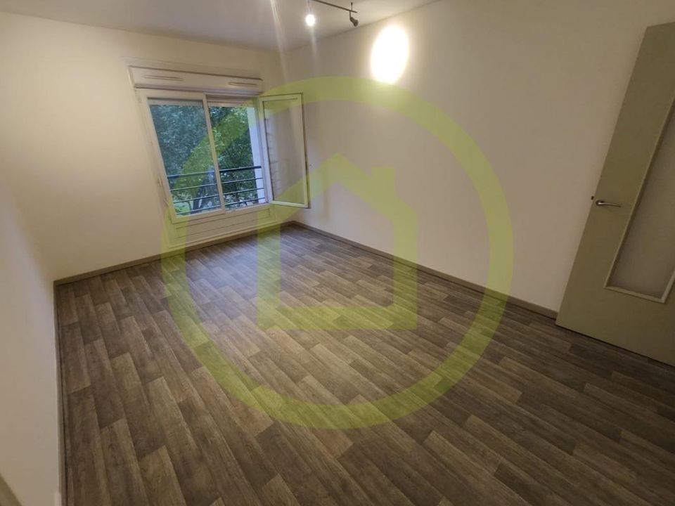Lejlighed i Aulnay-sous-Bois, Seine-Saint-Denis - foto 1