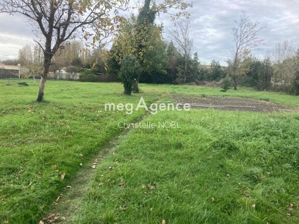 Helårsgrund i Lucon, Vendee - foto 1