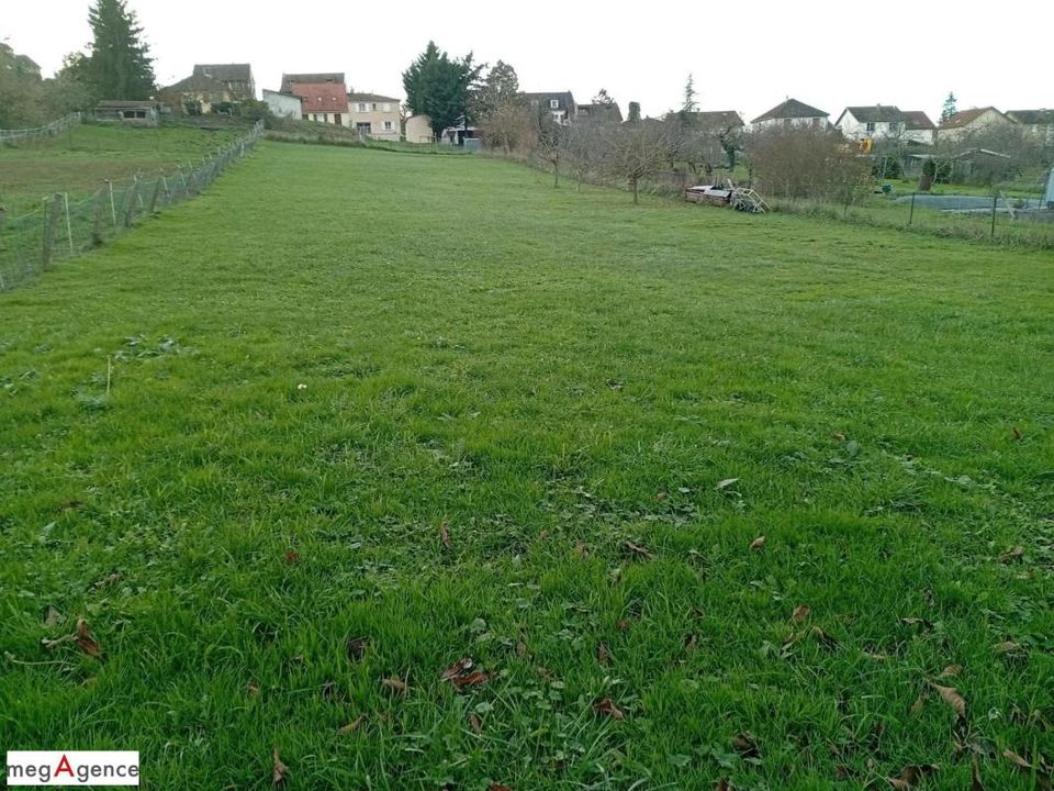 Helårsgrund i Cusset, Allier - foto 1