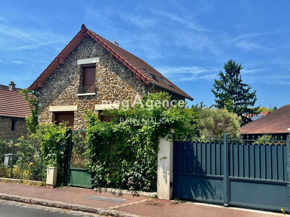 Landejendom i Chatou, Yvelines - foto 1