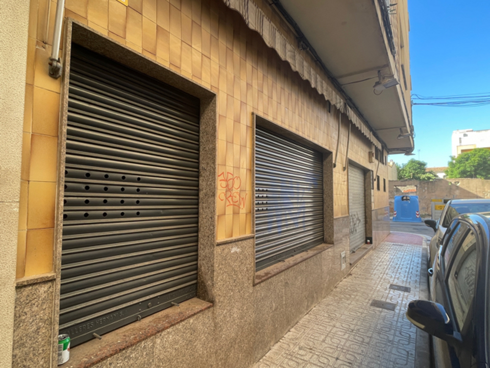 L'establiment comercial a Canals, Valencia - foto 1