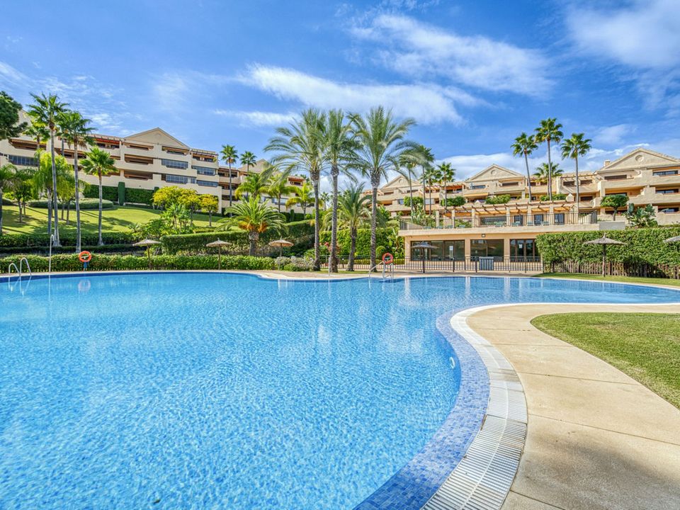 Lejlighed i Benahavis, Malaga - foto 3