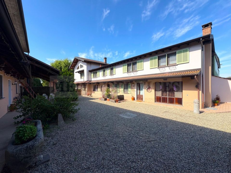 Landejendom i Ottobiano, Pavia - foto 1