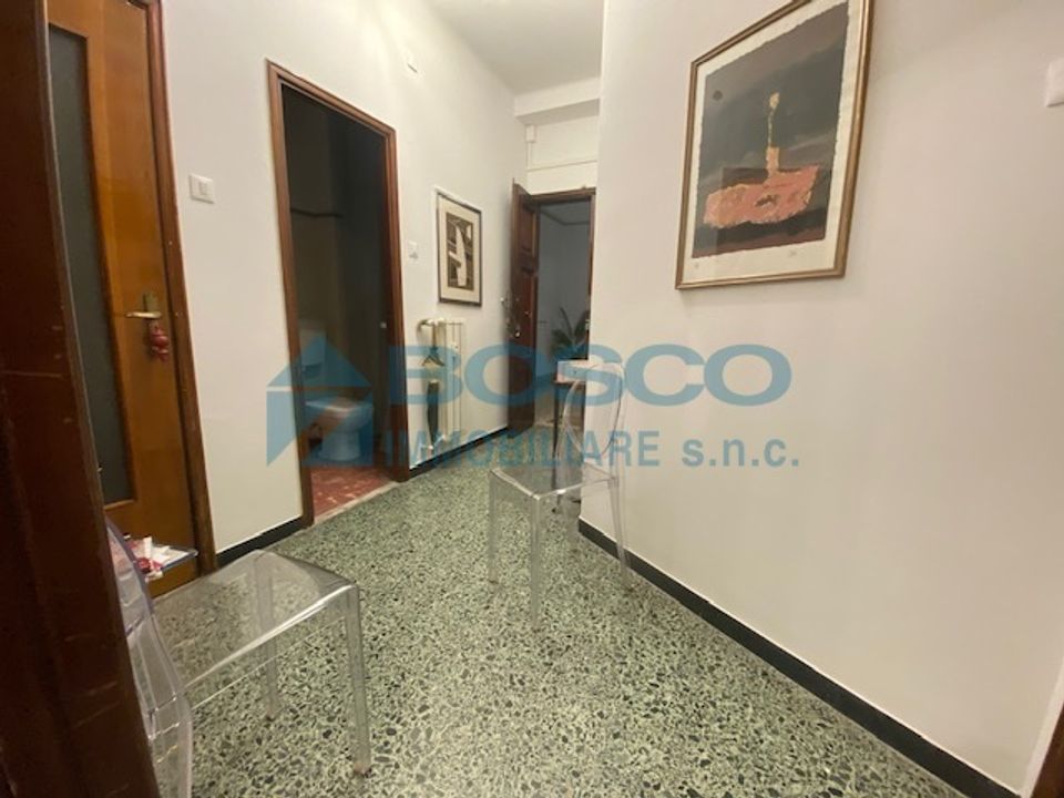 Erhvervsejendom i La Spezia, La Spezia - foto 3