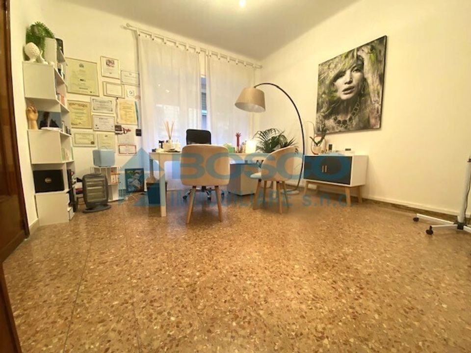 Erhvervsejendom i La Spezia, La Spezia - foto 4