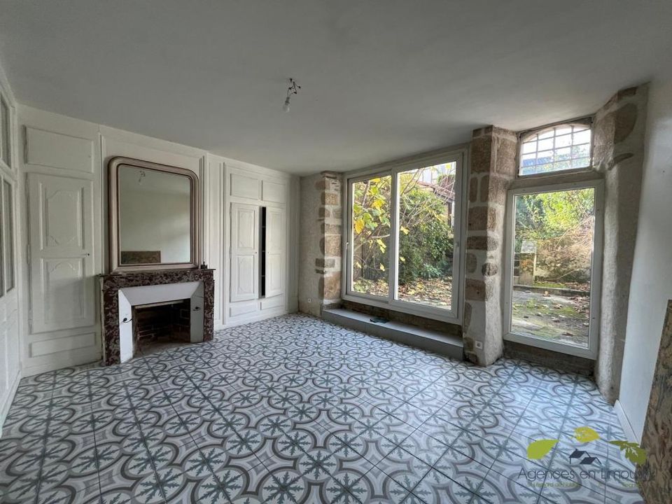 Villa i Saint-Leonard-de-Noblat, Haute-Vienne - foto 2