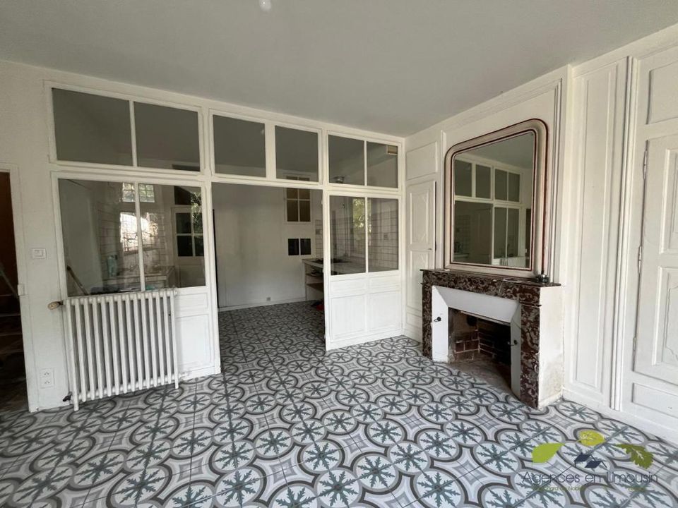Villa i Saint-Leonard-de-Noblat, Haute-Vienne - foto 4