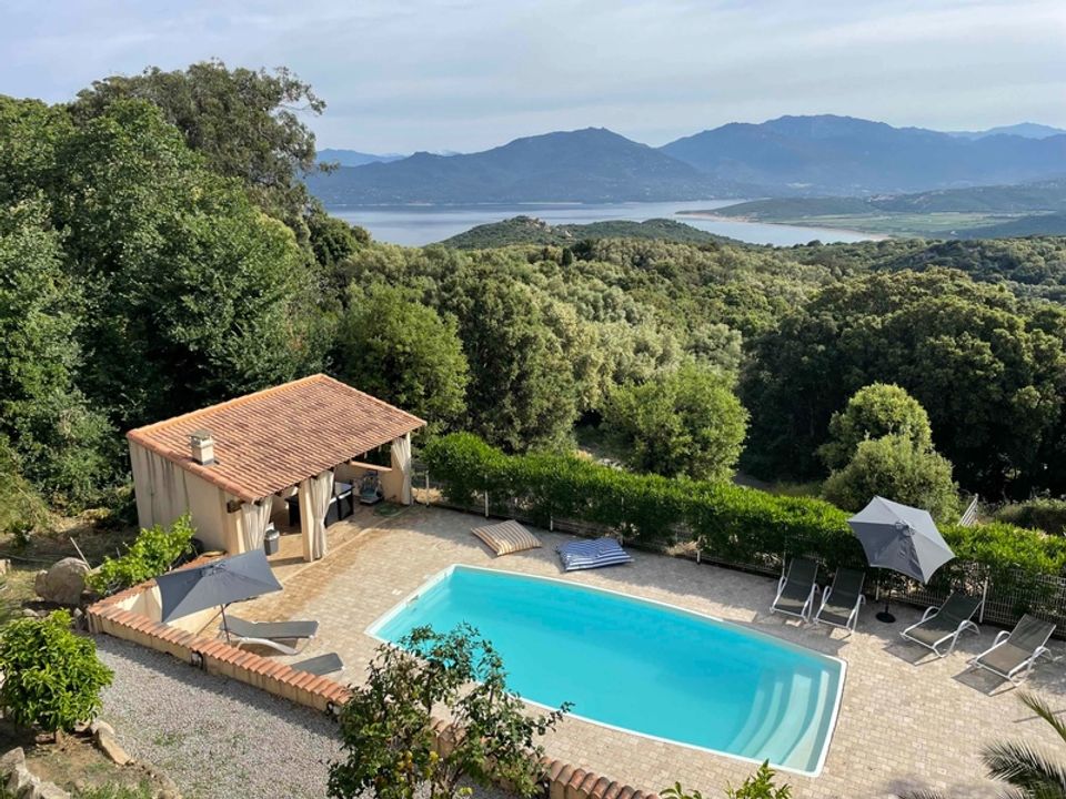 Villa i Belvédère-Campomoro, Corse-du-Sud - foto 1