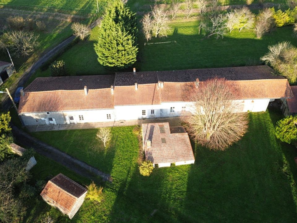Villa i Lussant, Charente-Maritime - foto 1