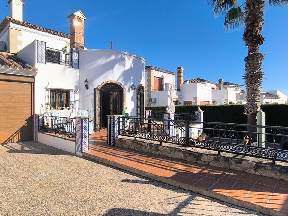Villa i Algorfa, Alicante - bilde 1