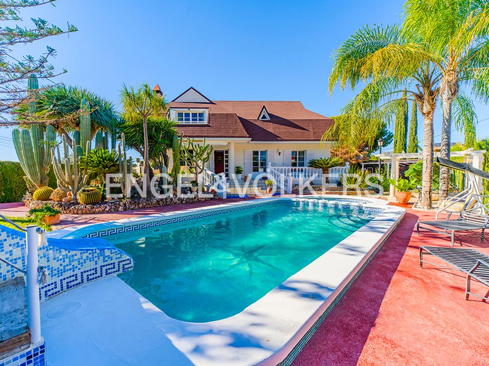 Villa a San Vicente Del Raspeig, Alicante - foto 1