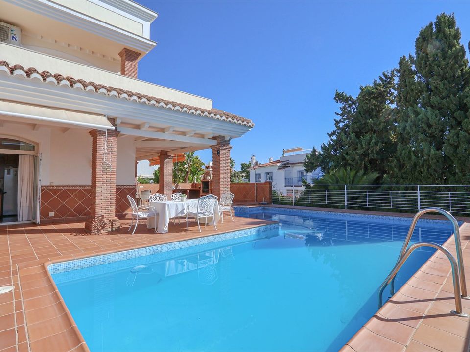 Villa i Nerja, Malaga - foto 5