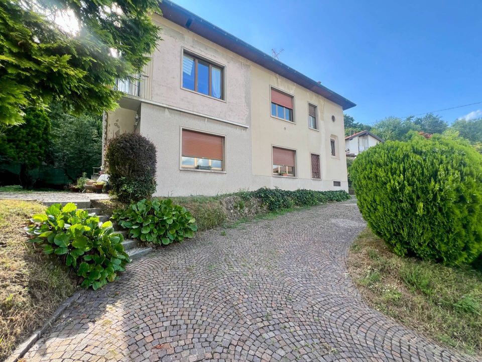 Rekkehus i Varese, Varese - bilde 1