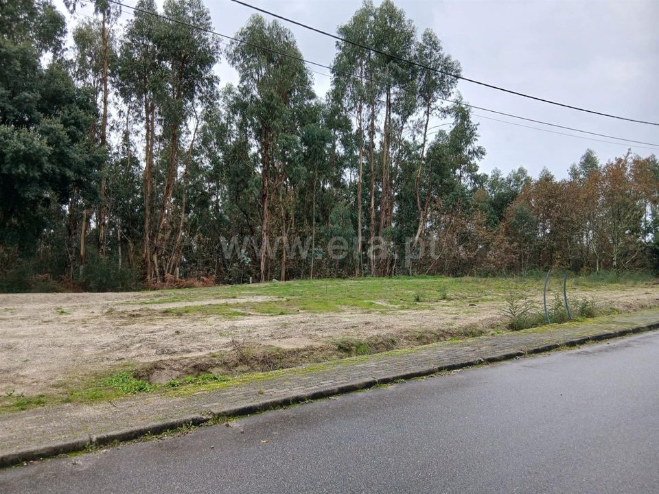 Helårsgrund i Povoa de Lanhoso, Braga - foto 1