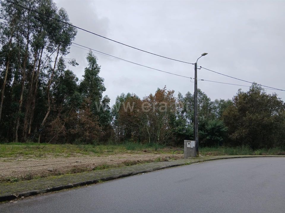 Helårsgrund i Povoa de Lanhoso, Braga - foto 2