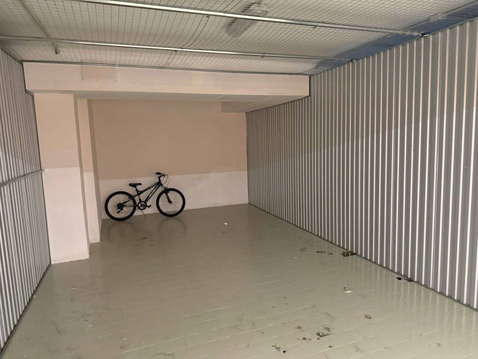 Parkeringsplass i Olbia, Sassari - bilde 2