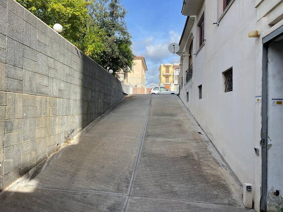 Parkeringsplass i Olbia, Sassari - bilde 5