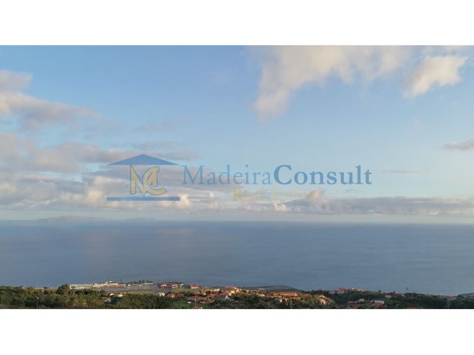 Helårsgrund i Santa Cruz, Madeira - foto 1
