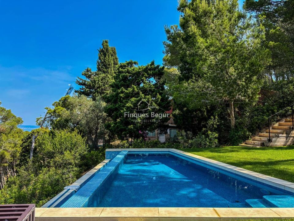 Villa i Begur, Gerona - foto 1